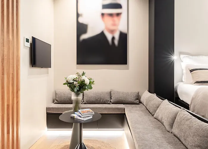 Luxury 2br Le Marais Ac Courtyard * Parijs